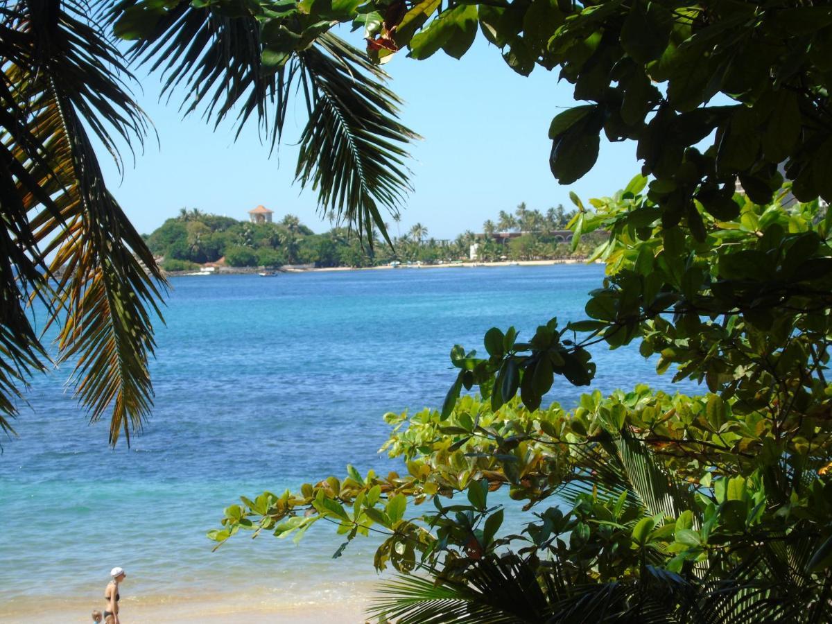 Banana Beach Unawatuna Buitenkant foto